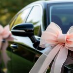 découvrez nos conseils pour choisir le nœud parfait qui sublimera la décoration de votre voiture de mariage en 2025, alliant élégance et originalité pour un jour inoubliable.